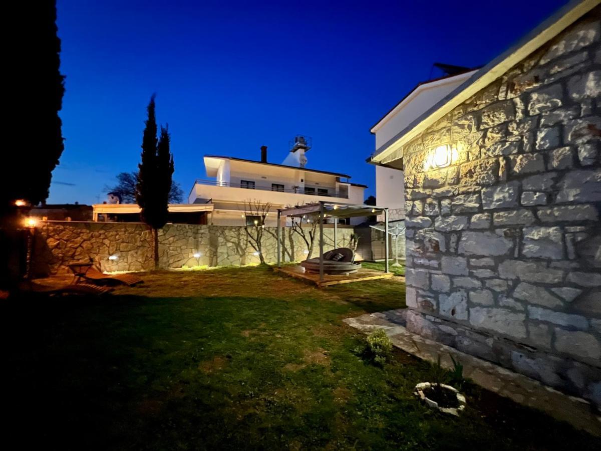 Holiday House "Laurus Garden" With Private Parking Medulin Dış mekan fotoğraf