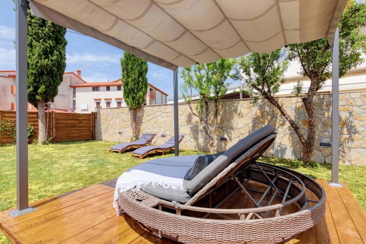 Holiday House "Laurus Garden" With Private Parking Medulin Dış mekan fotoğraf
